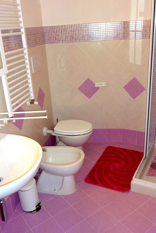 Villa La Rosa Del Mare Amalfi Zimmer foto